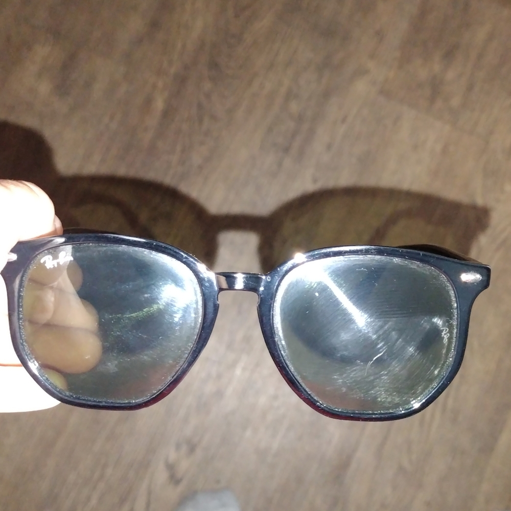 Ray bans - Picture 2 of 2